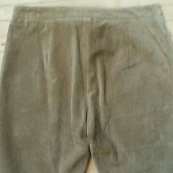 Genuine Suede Straight Leg Trouser BCBG MaxAzria Sz. 6 - Picture 7 of 8